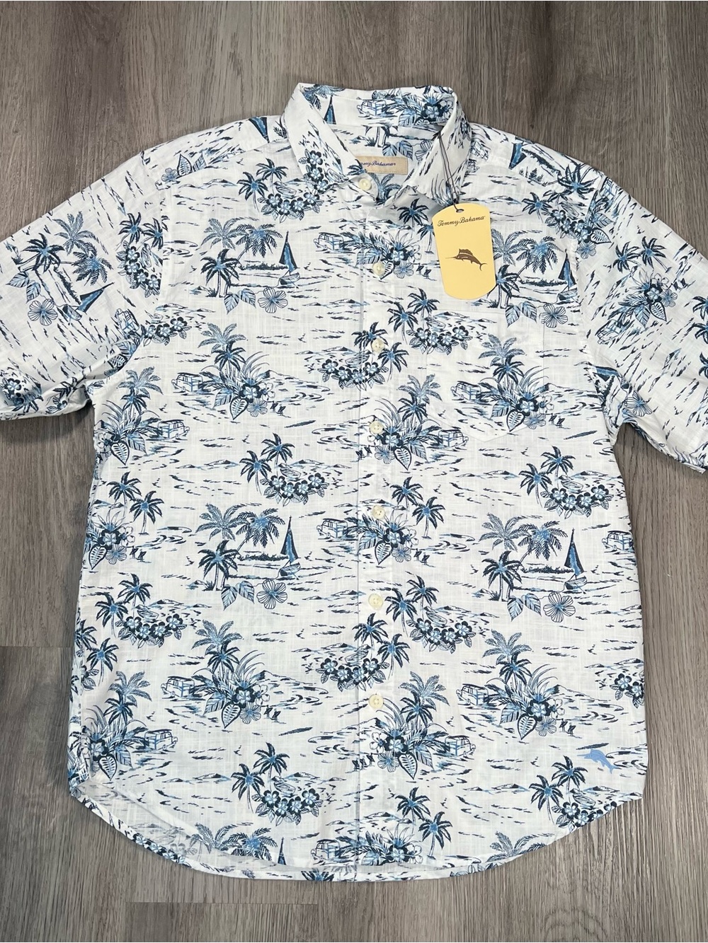 New Tommy Bahama Hawaiian Shirt All Over Print ST327522TX Men's M White Sailboat - Picture 2 of 7